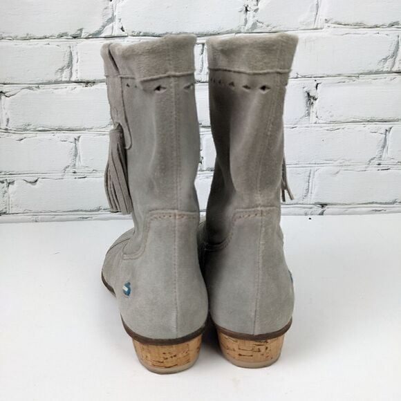 cloud footwear grey suede boots with tassle cork heel size 6 - Picture 10 of 10